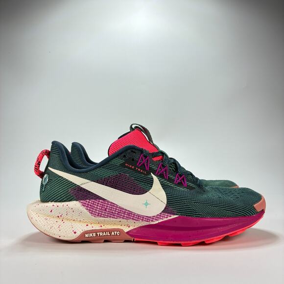 Nike Pegasus Trail 5 Green Purple Running Shoes DV3865-401 Women's Size 8.5 - Picture 1 of 11